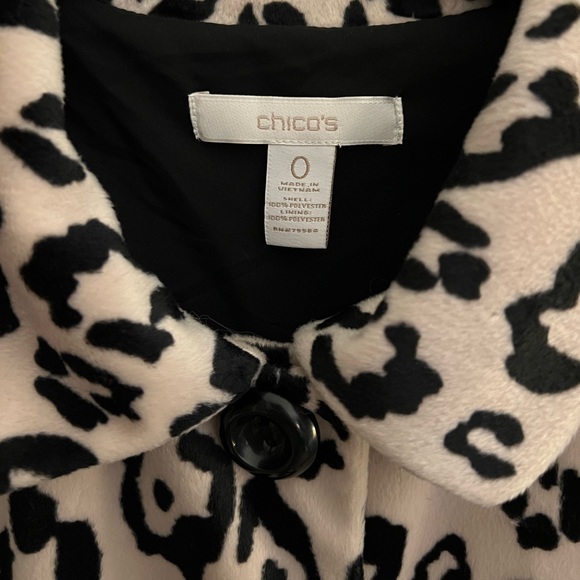 Chico’s Faux Fur Animal Print Swing Jacket Size 0 - Picture 5 of 7